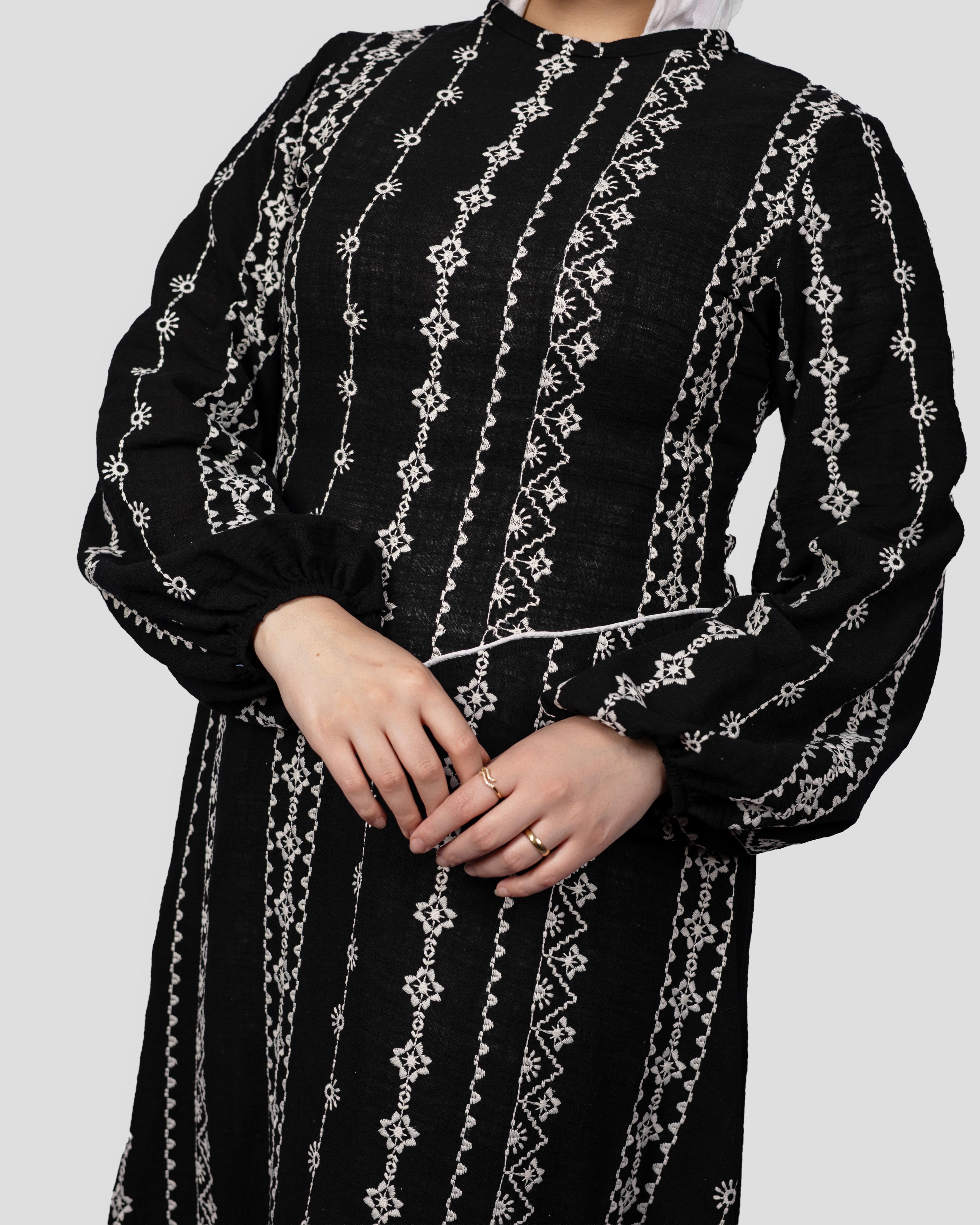 Rimal Dress In Black